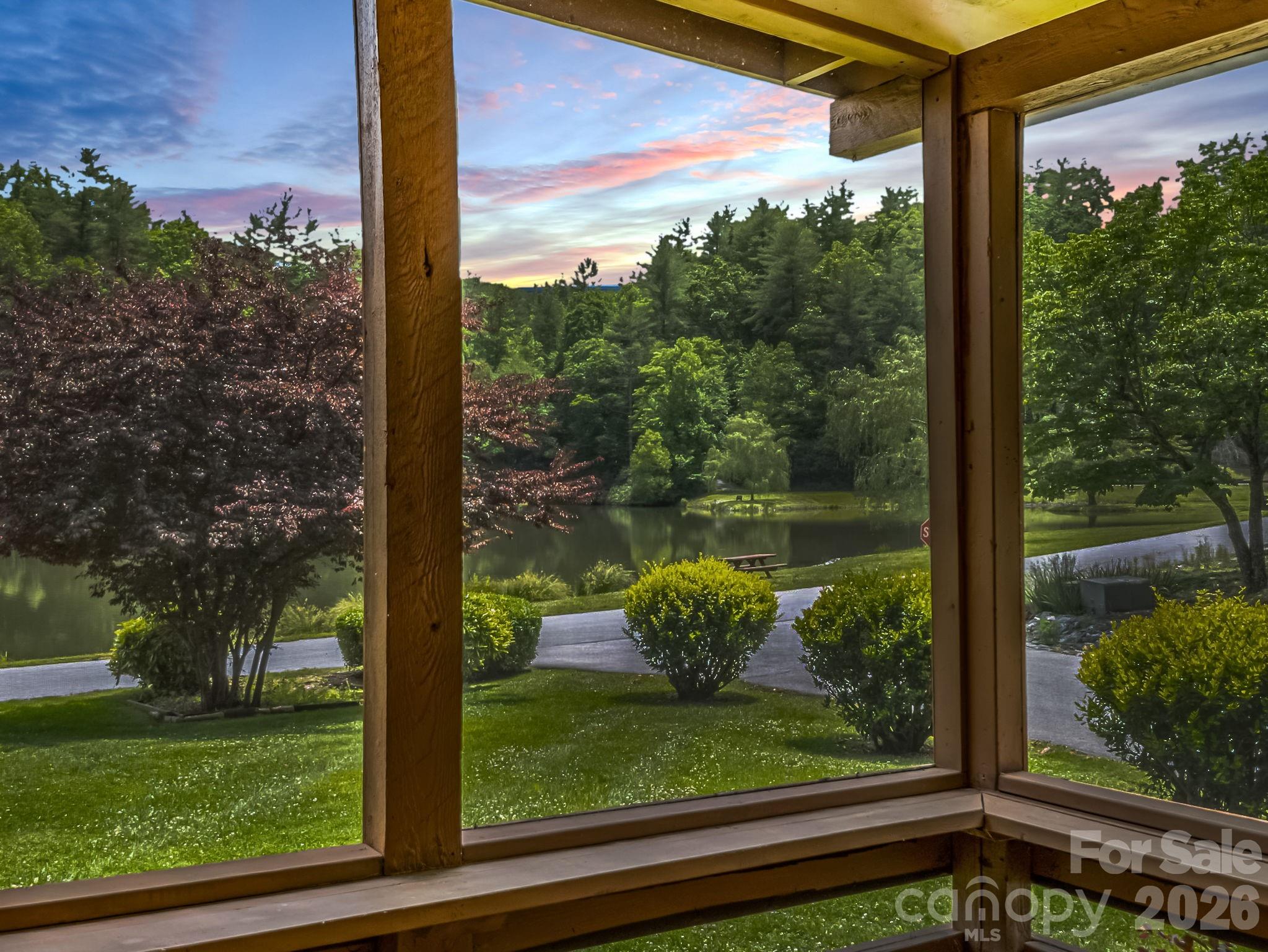 Willow Lake - Residential
