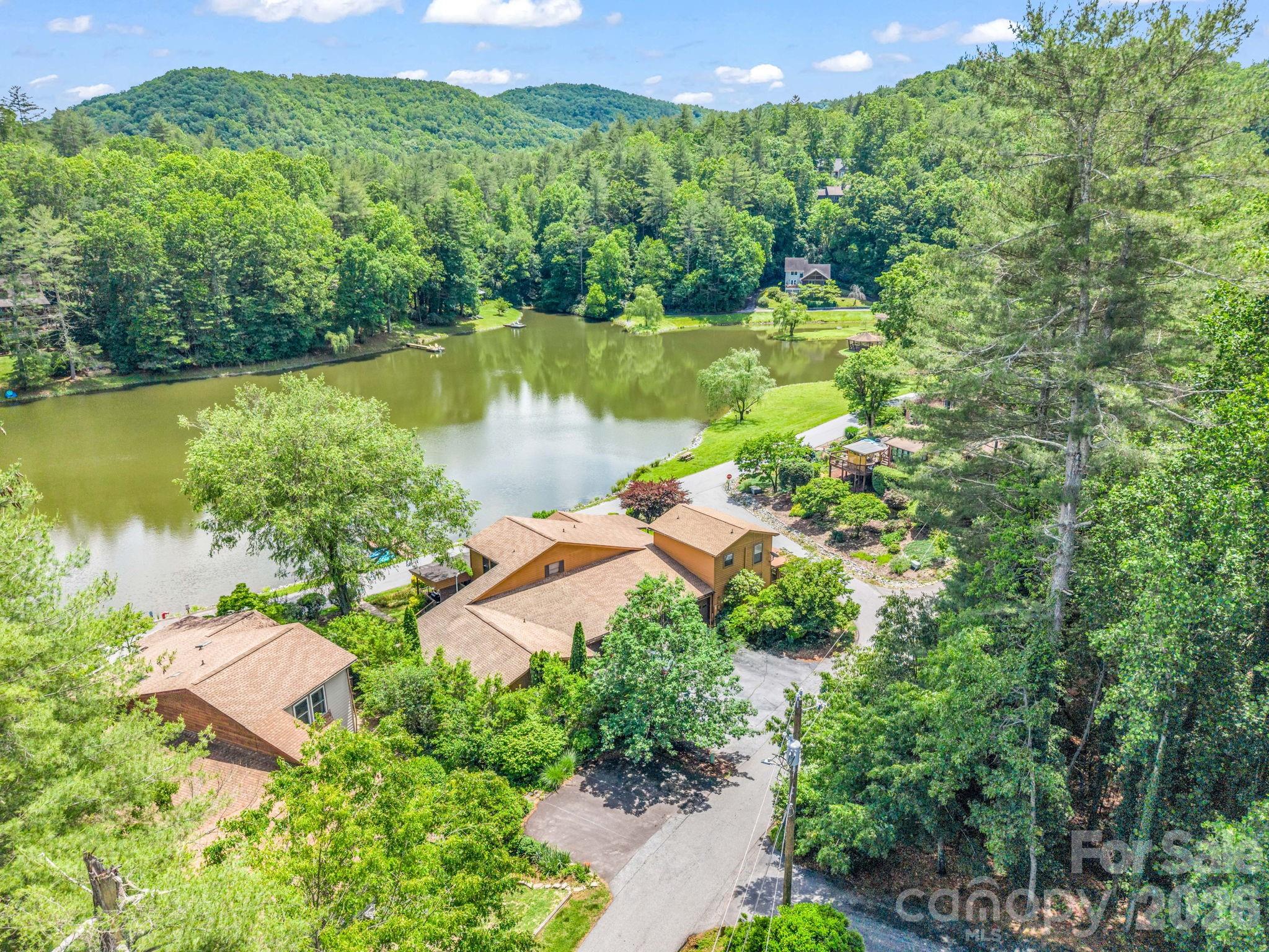 Willow Lake - Residential