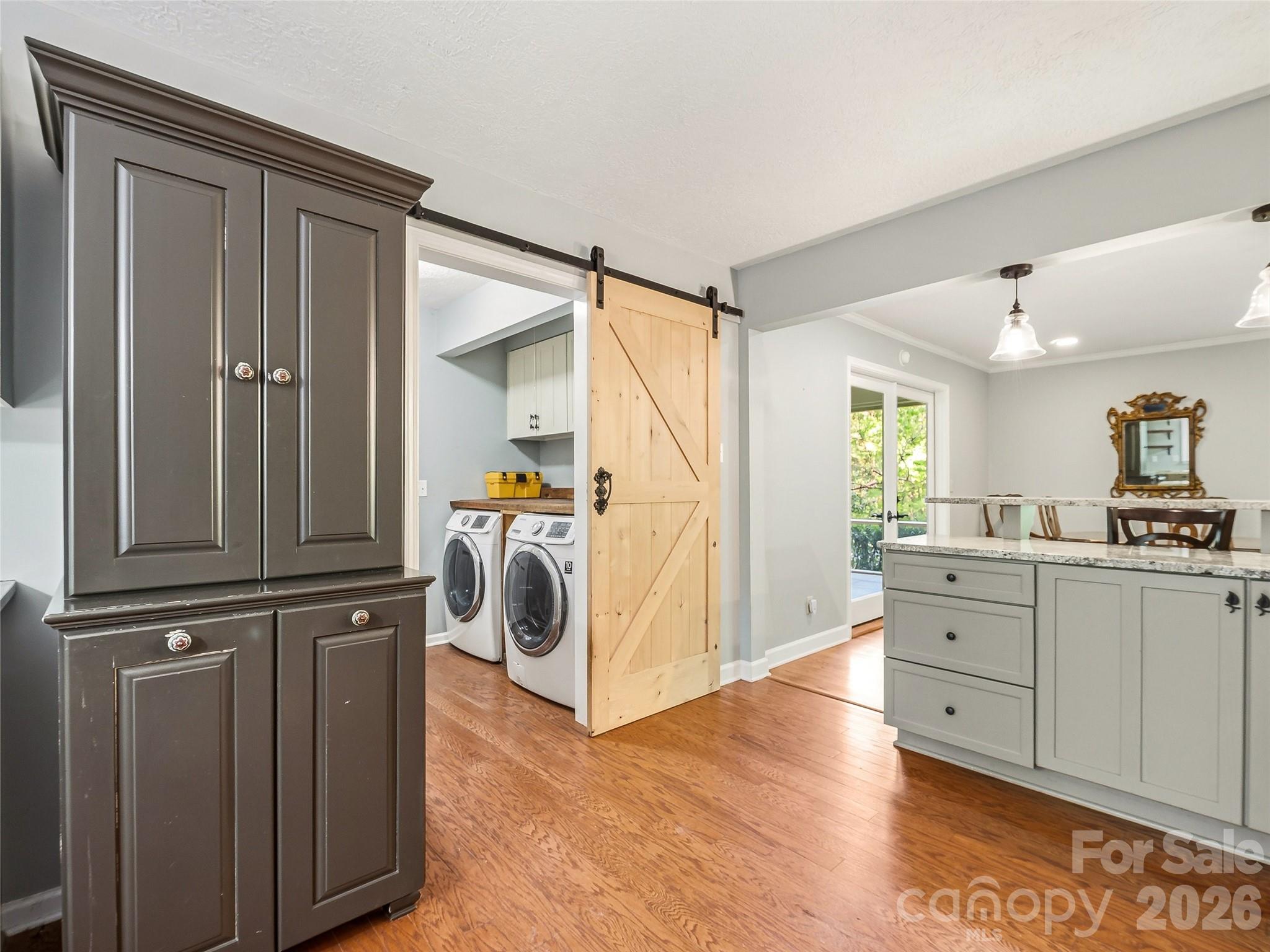 Mountain Shadows - Residential