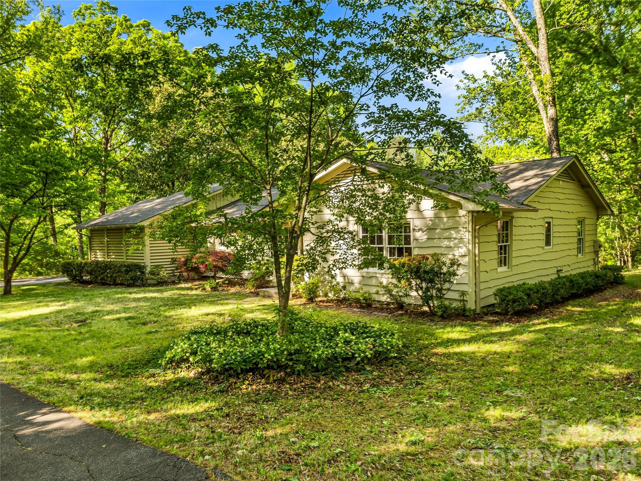 Mountain Shadows - Residential