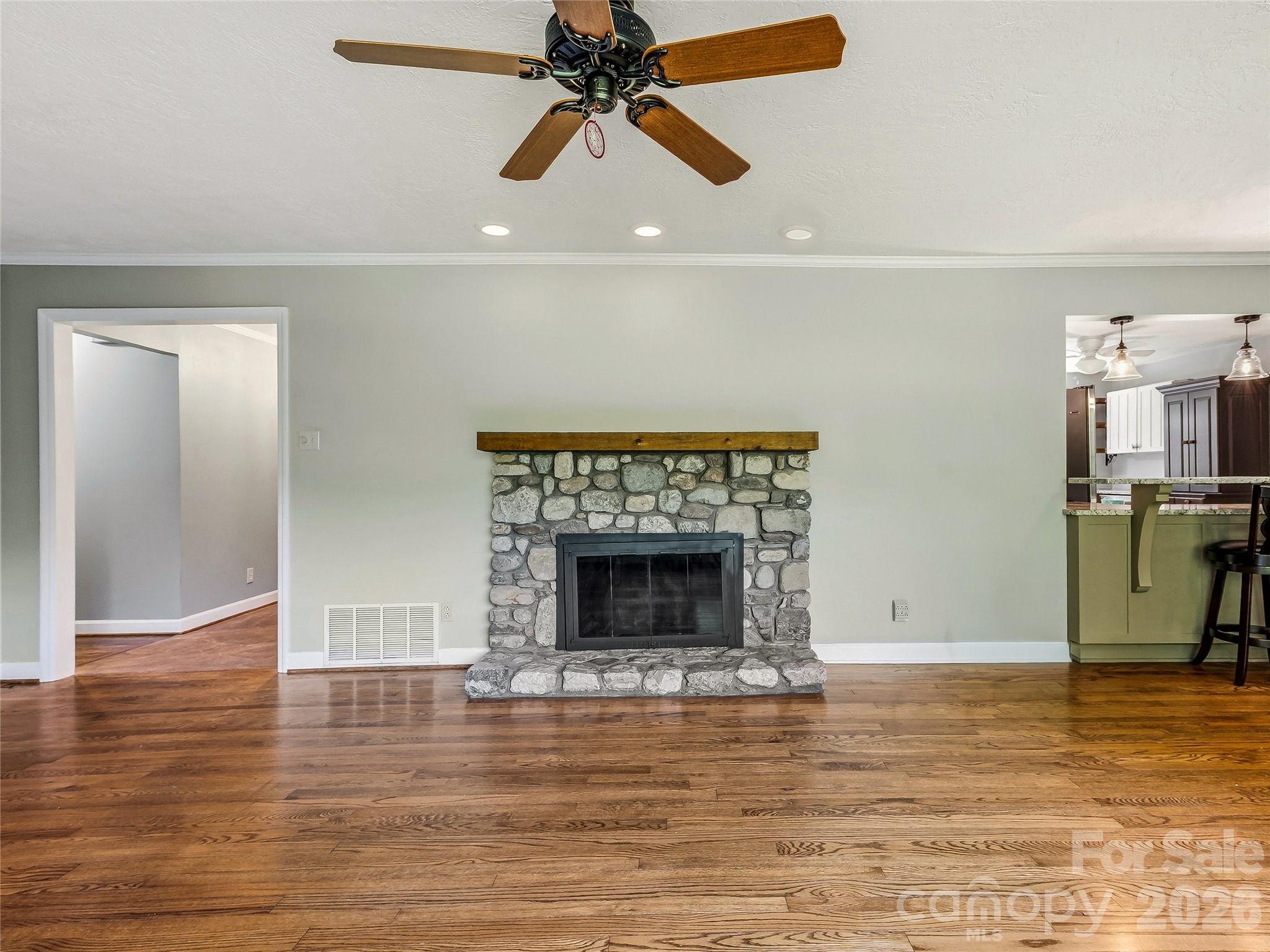 Mountain Shadows - Residential