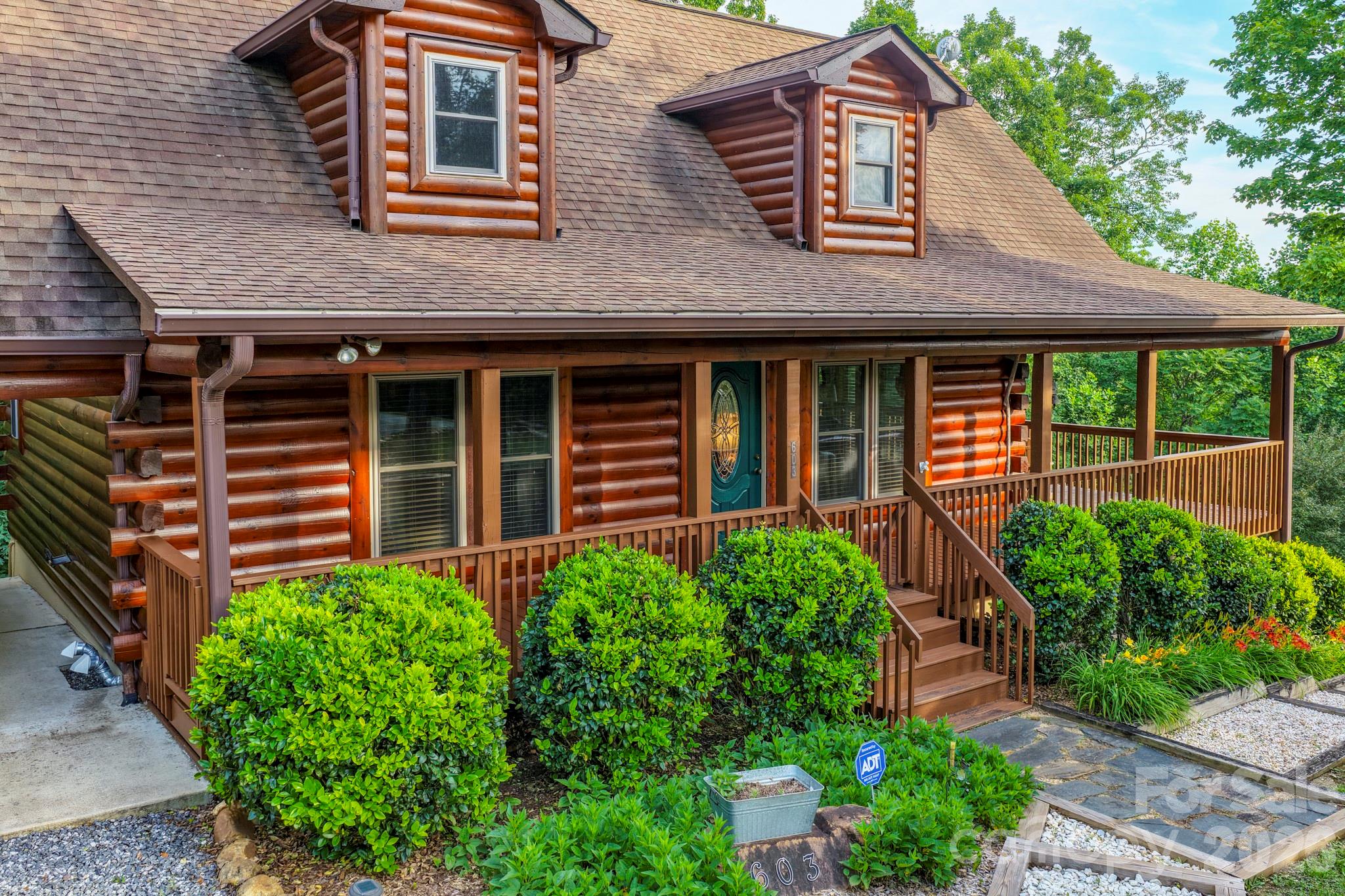 603 Laurel Lakes Parkway