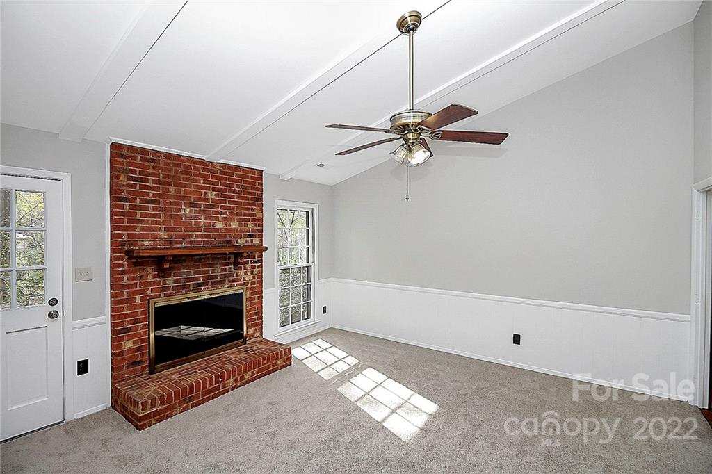 Sardis Forest - Residential