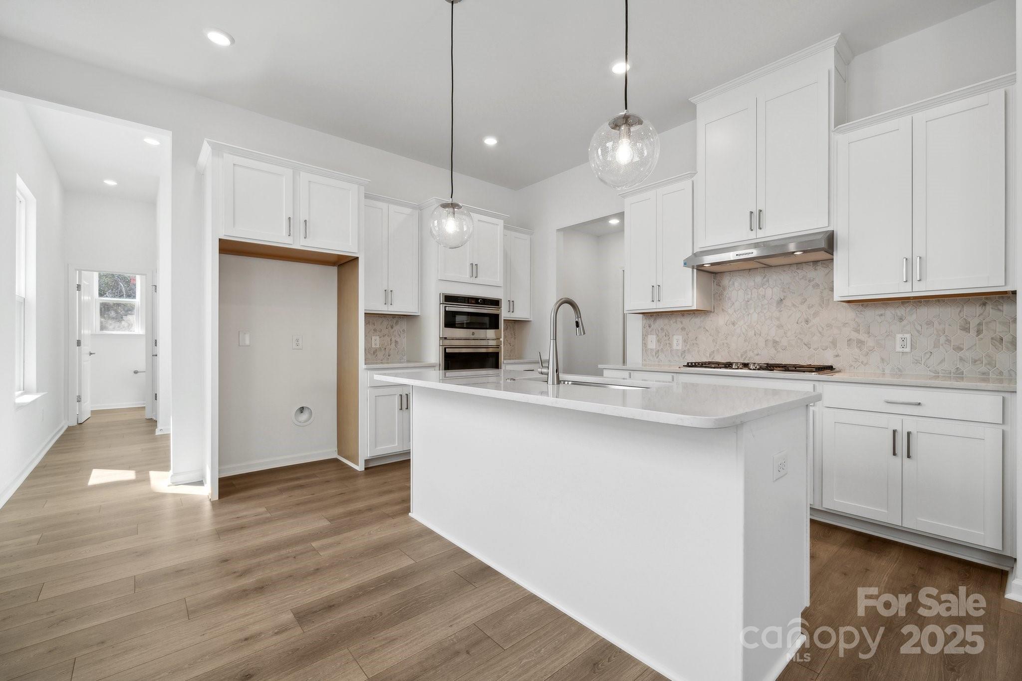 The Ridge at Sugar Creek - Residential