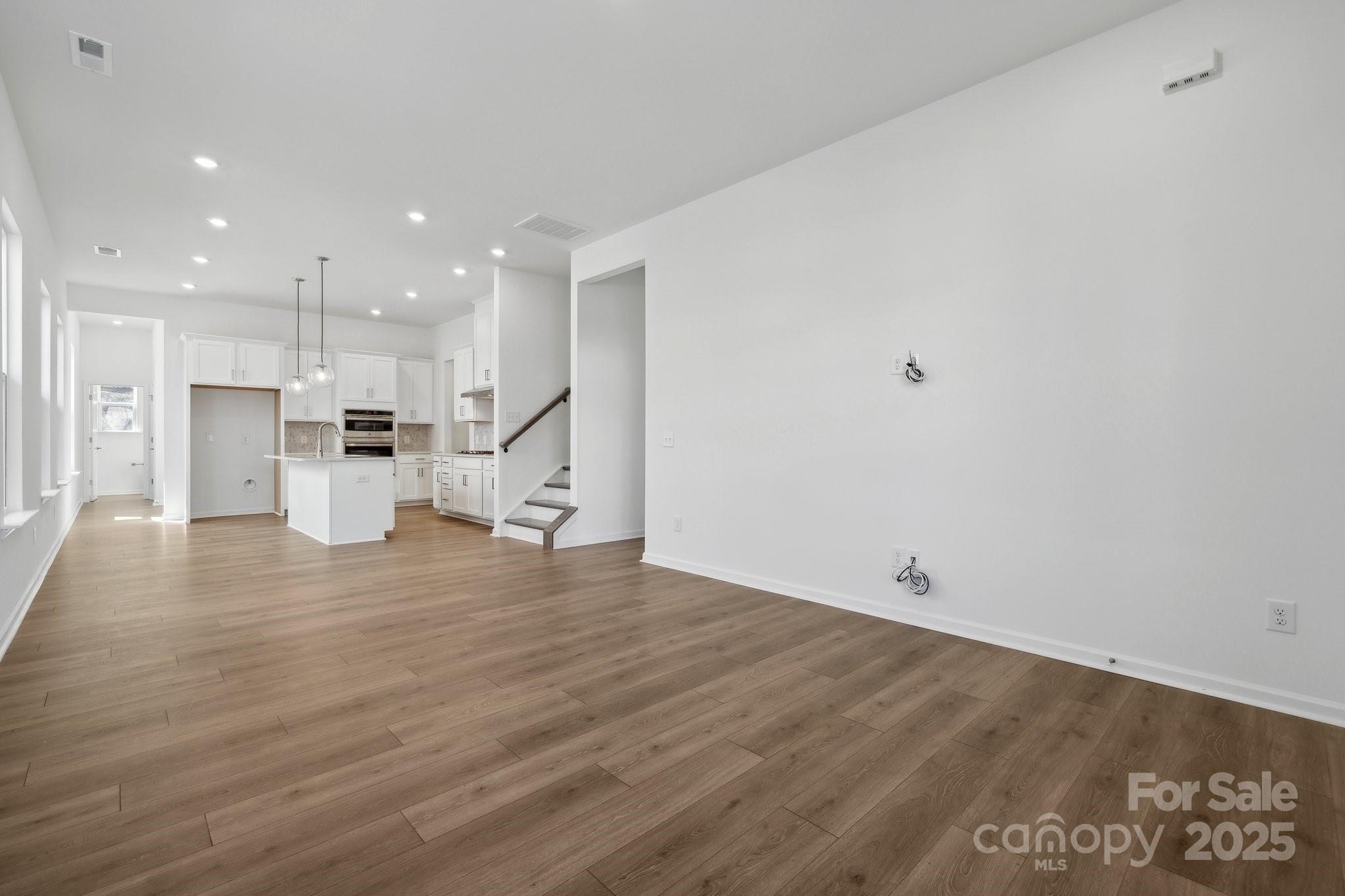 The Ridge at Sugar Creek - Residential