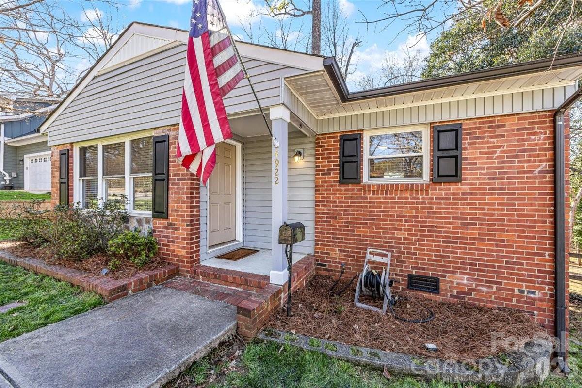 4922 Valley Stream Road