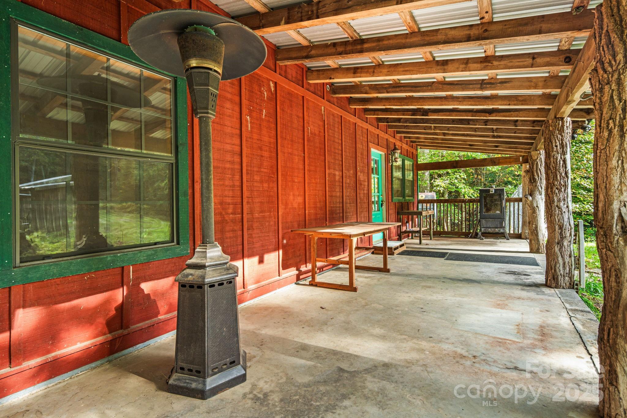 Line Runner Ridge - Residential