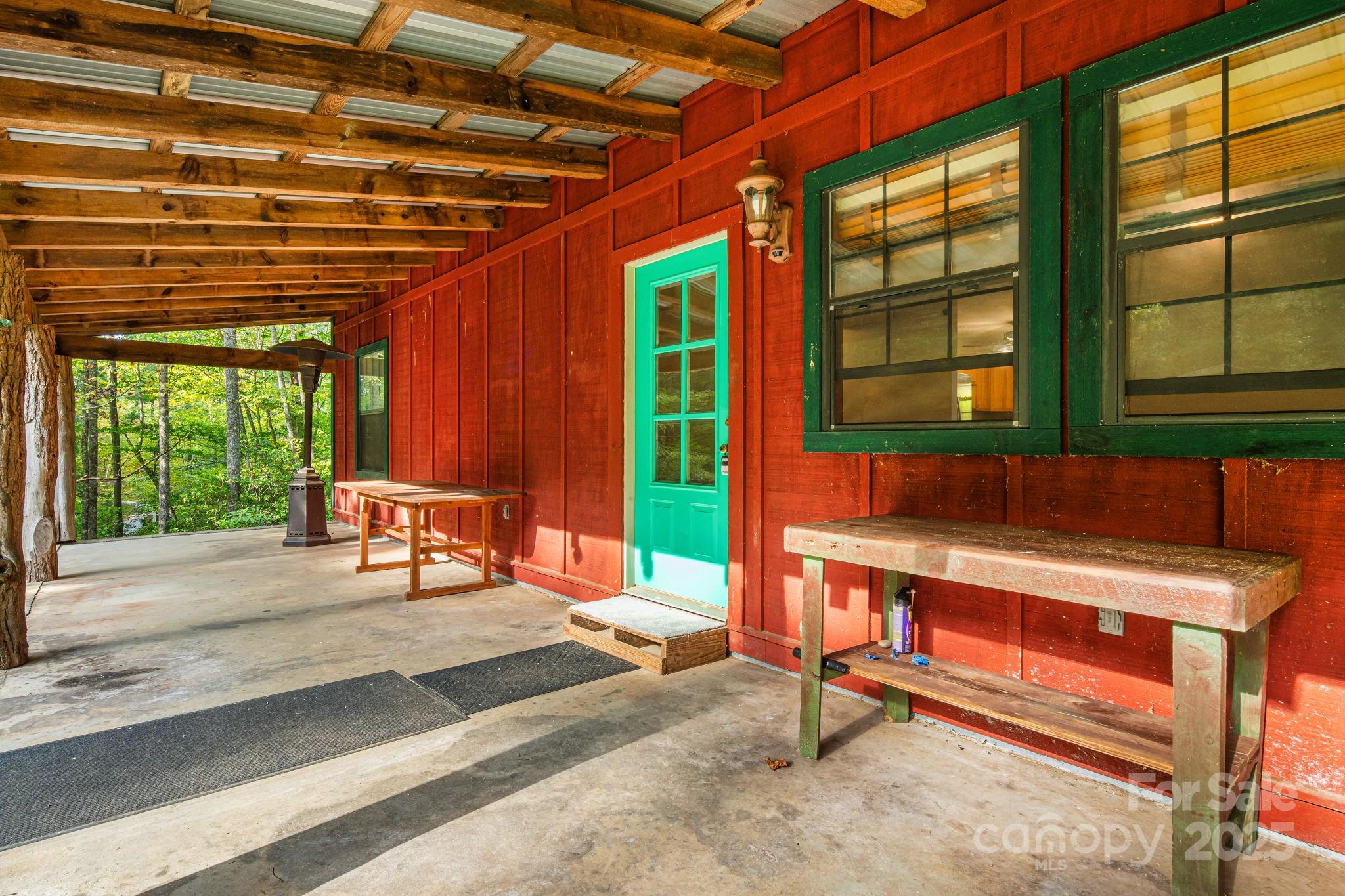 Line Runner Ridge - Residential