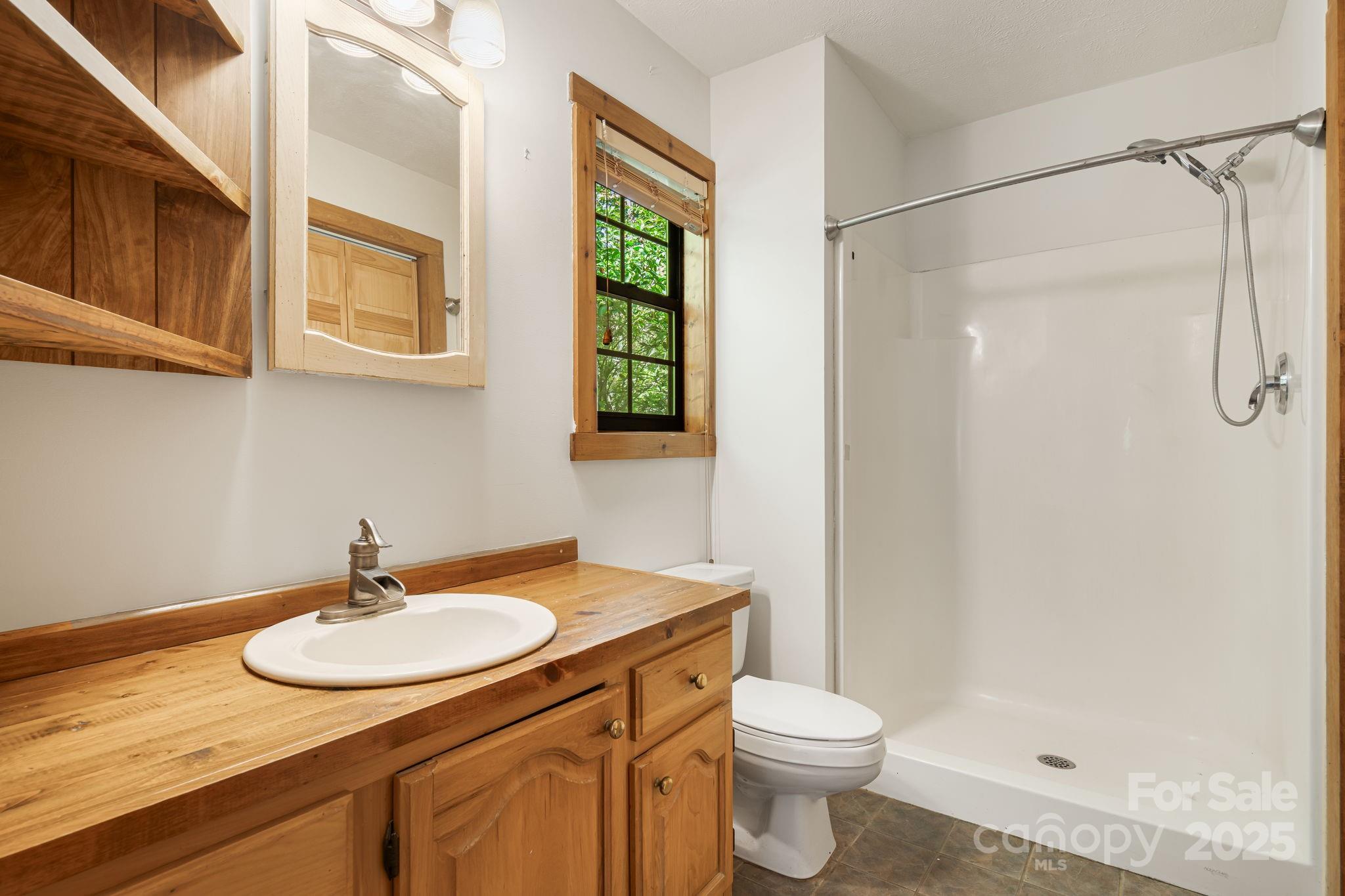 Line Runner Ridge - Residential