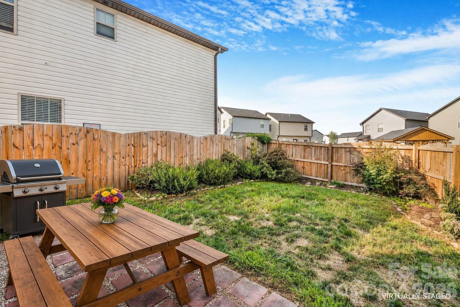 738 Cardwell Lane