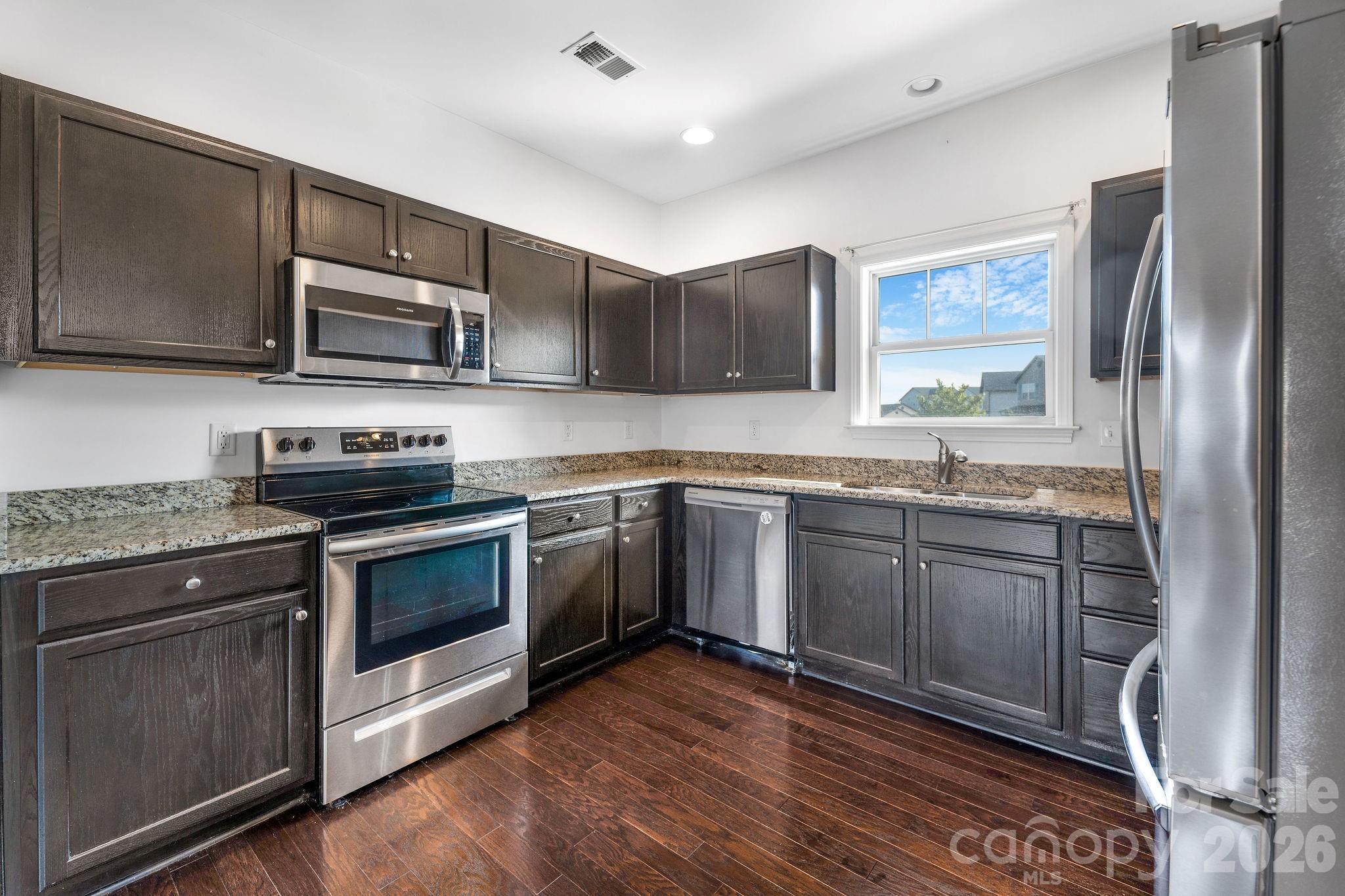 738 Cardwell Lane