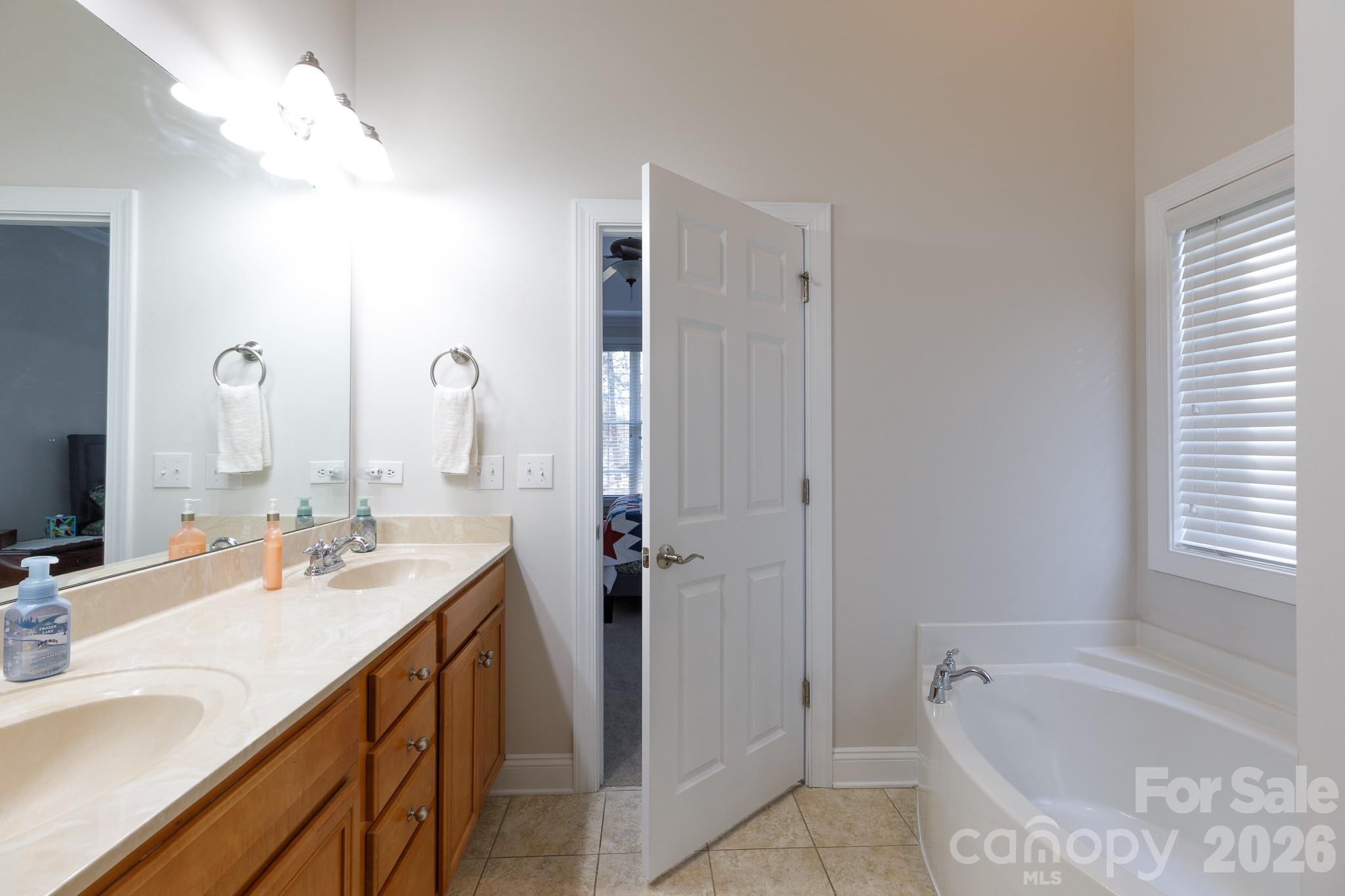 Stonetrace - Residential