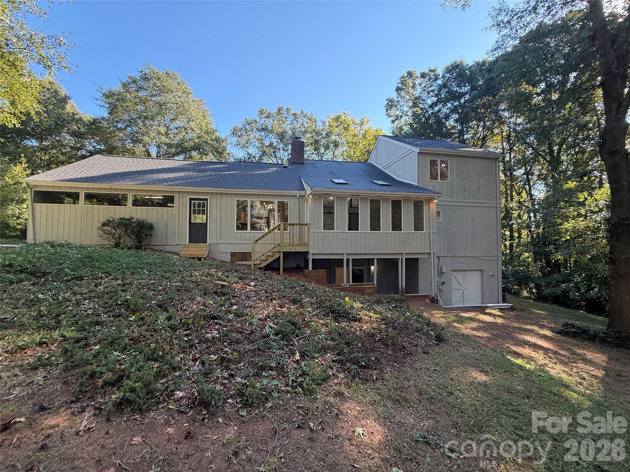 1801 Dogwood Court