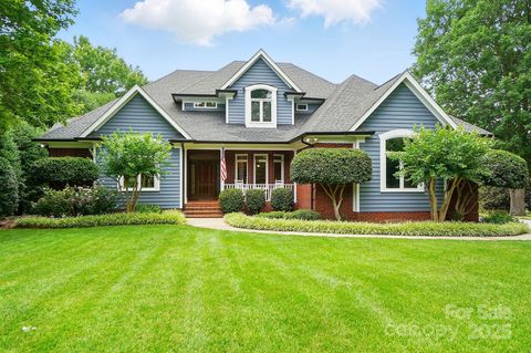 1042 Heather Glen Drive Matthews NC 28104