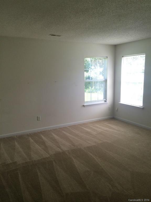 Stewarts Crossing - Residential Lease