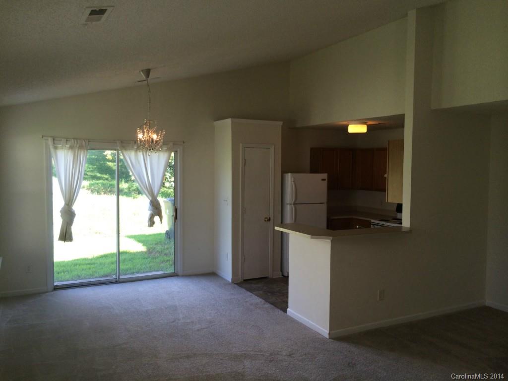 Stewarts Crossing - Residential Lease