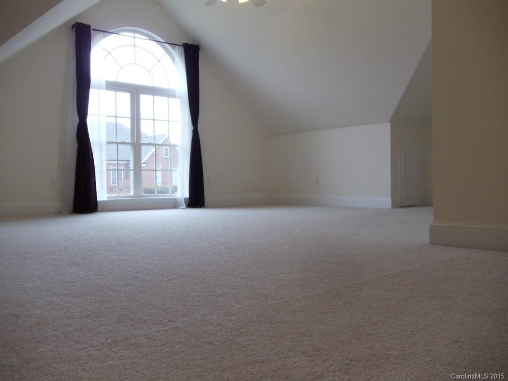 Fenton Dell - Residential