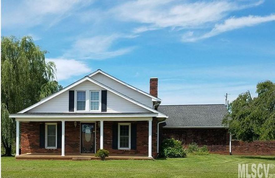 Large house with large work shops located in rural Iredell county Between Statesville and Hickory. Some ceilings are below 7 feet. No septic permits have been located due to age of home.  Easy access to I-40 Being sold as is. A buyer premium and a  tech fee may  apply at closing.  At time of listing no permits  have been located. Dwelling has ceilings below 7 feet