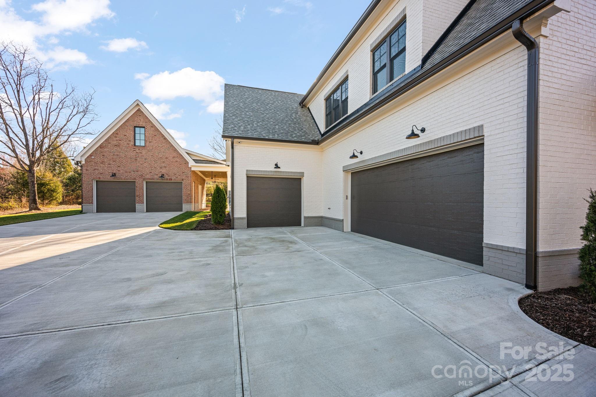 Davidson Equus - Residential