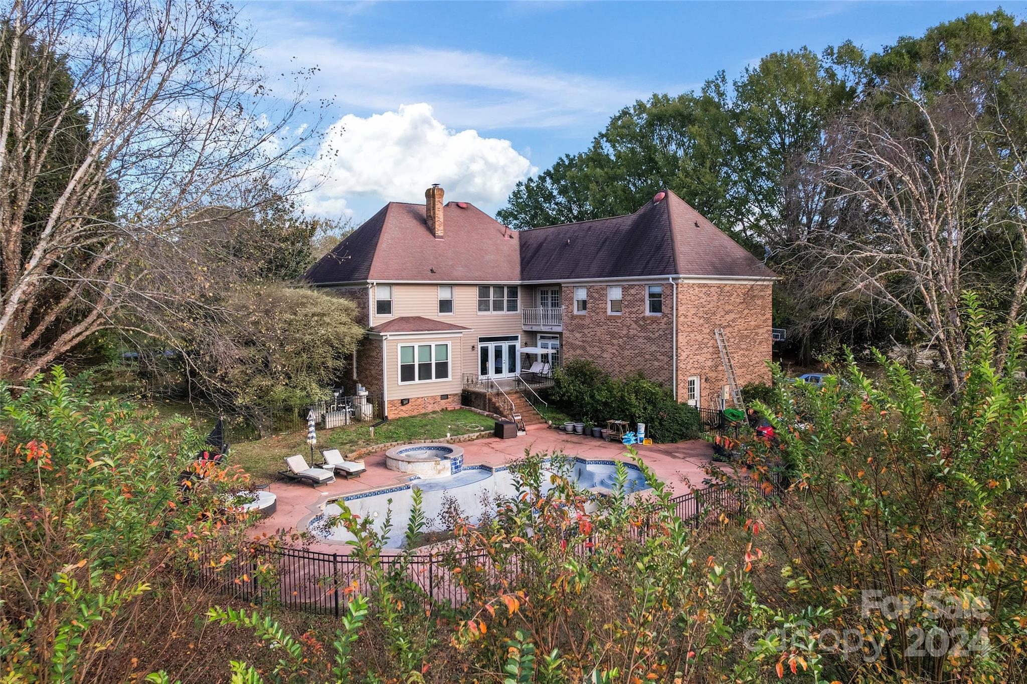 431 Walden Trail