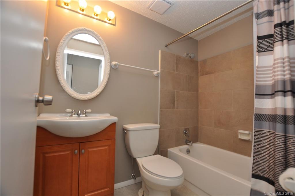 Shadow Lake - Residential Lease