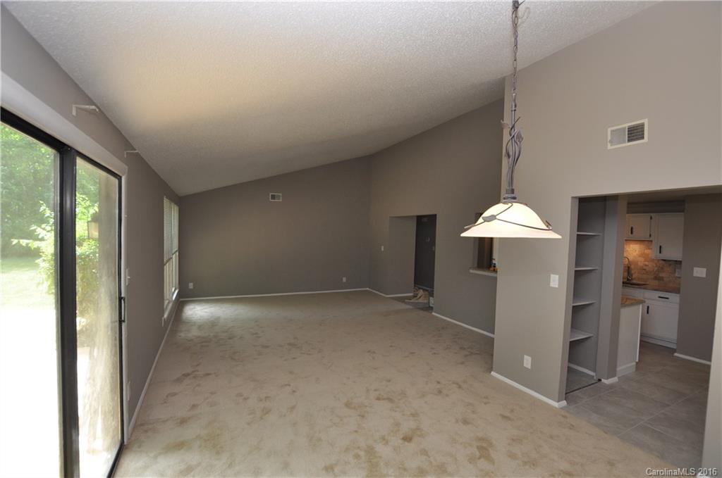 Shadow Lake - Residential Lease