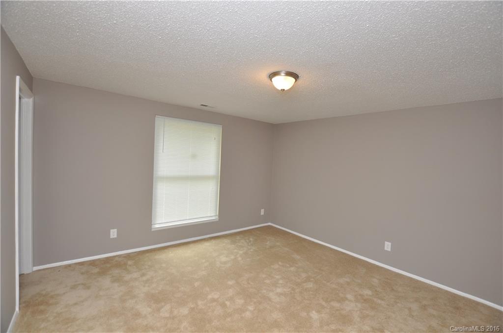 Shadow Lake - Residential Lease