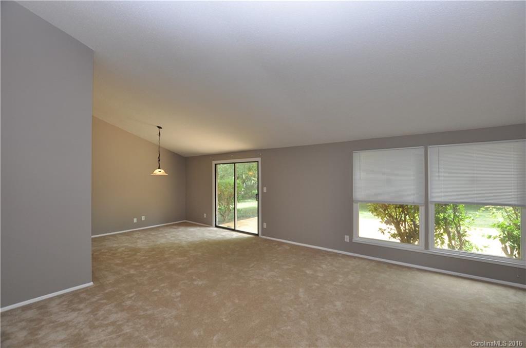 Shadow Lake - Residential Lease