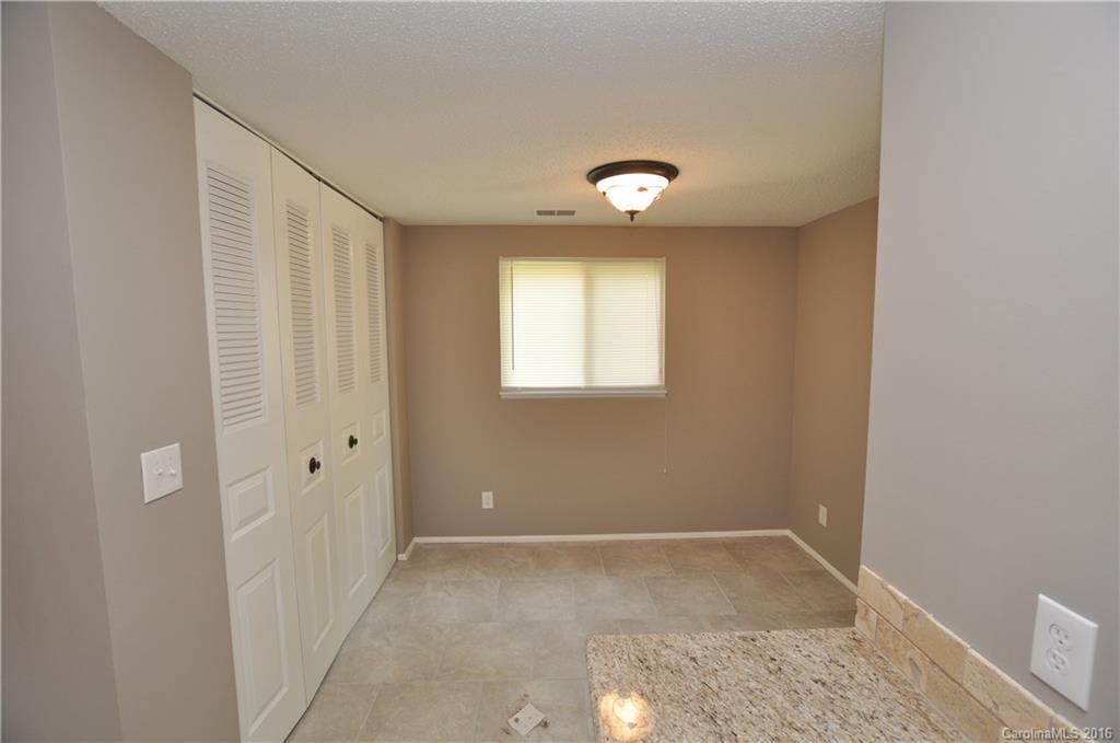 Shadow Lake - Residential Lease