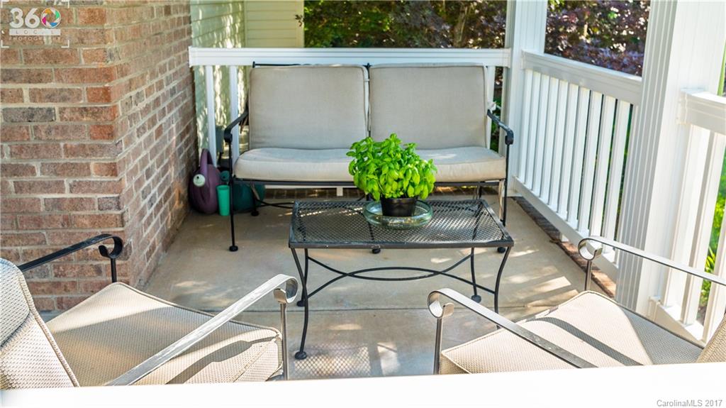 Seven Oaks - Residential