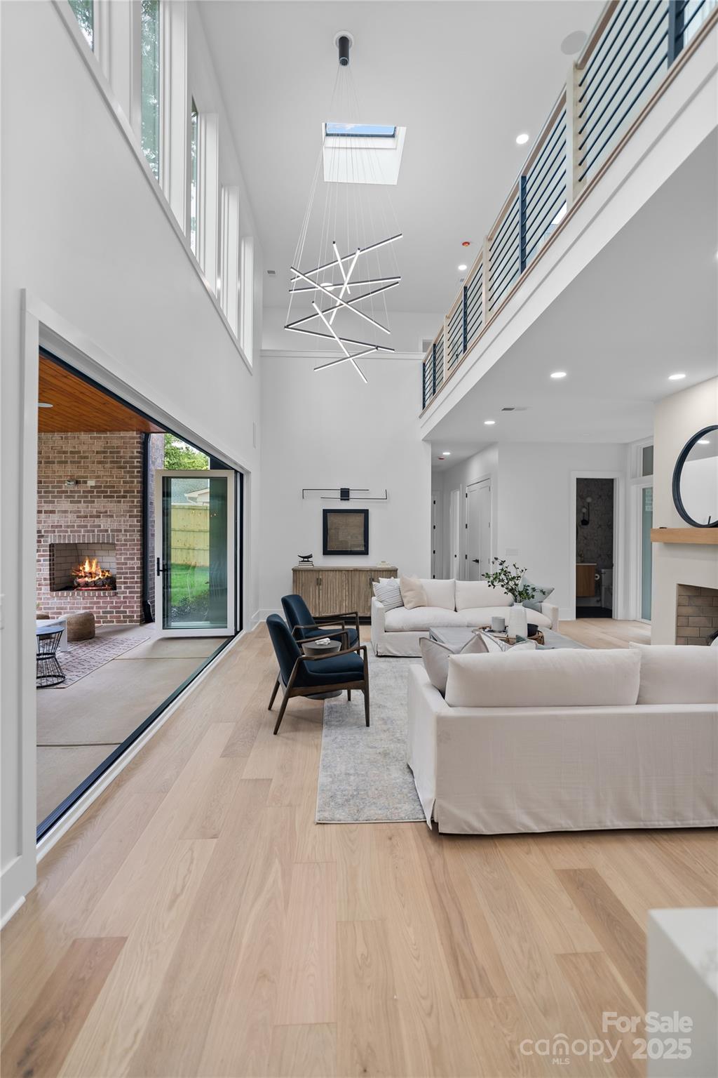 3822 Topsfield Road