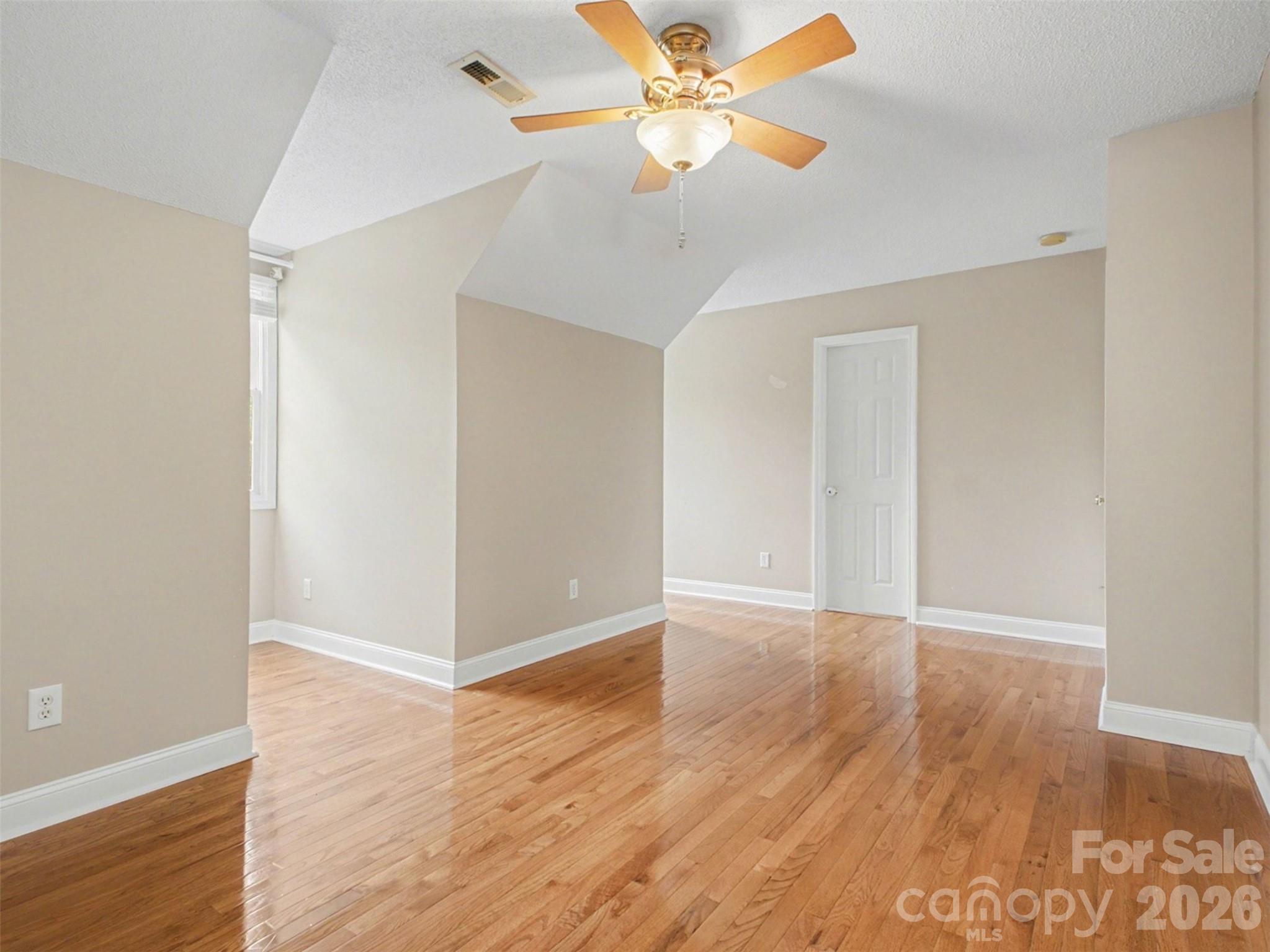 Oakview Commons - Residential