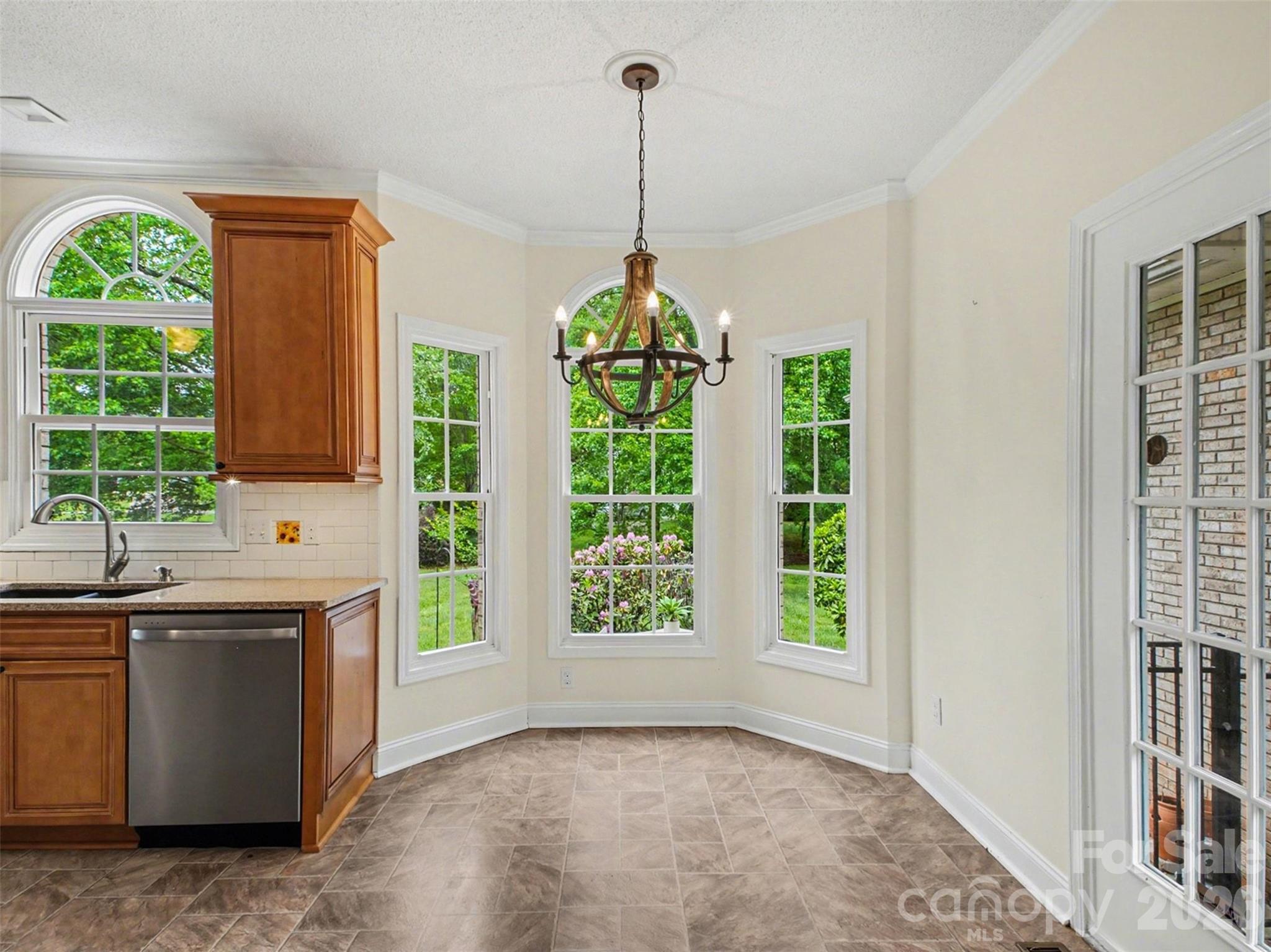 Oakview Commons - Residential