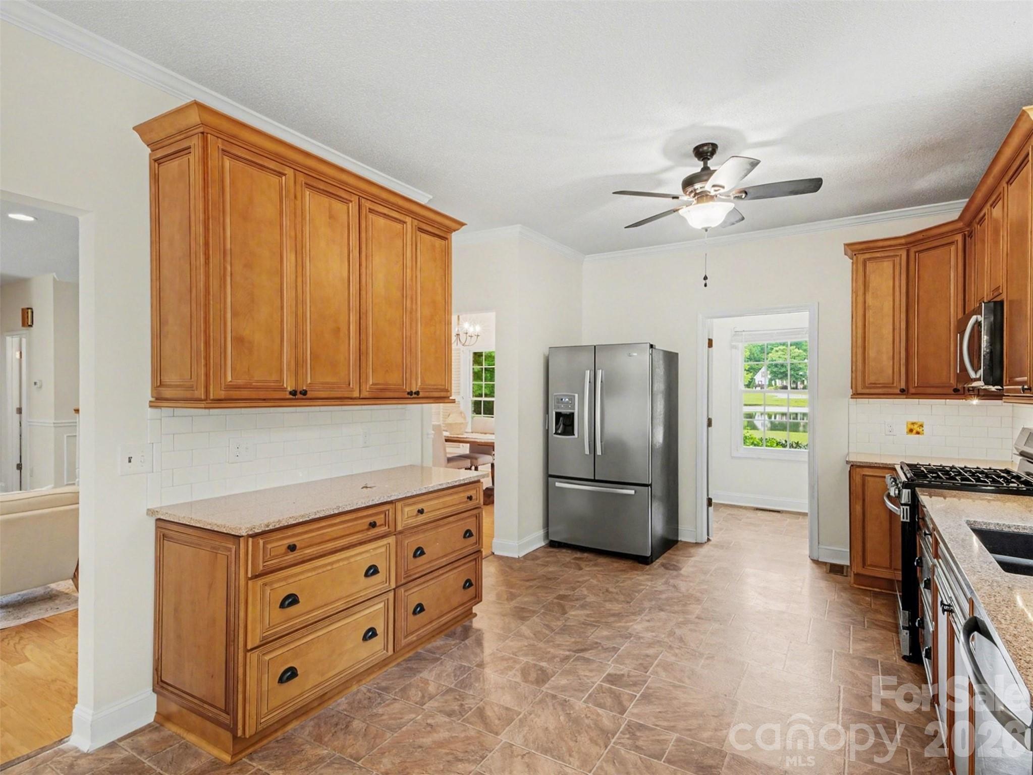 Oakview Commons - Residential