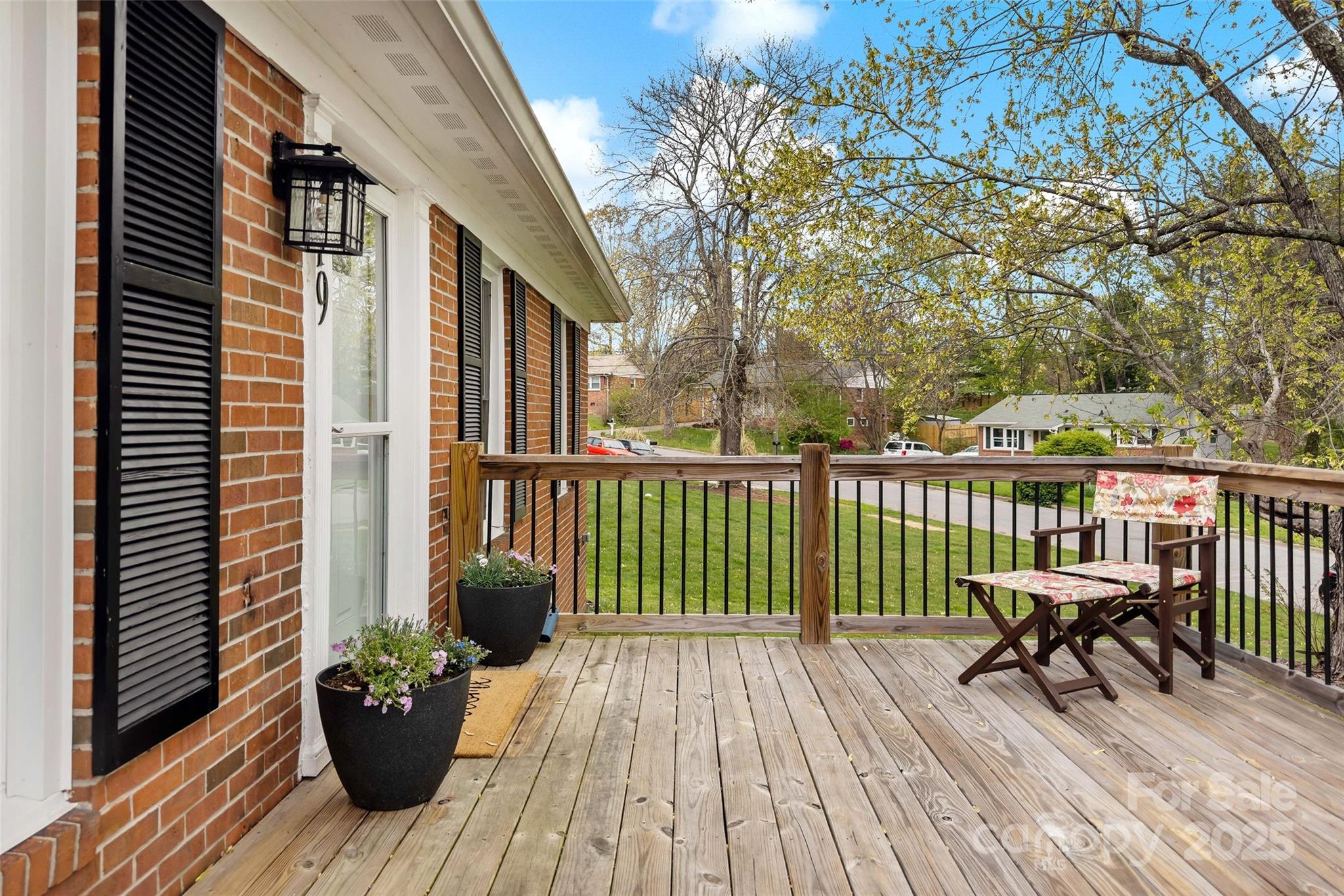 19 Starmount Drive