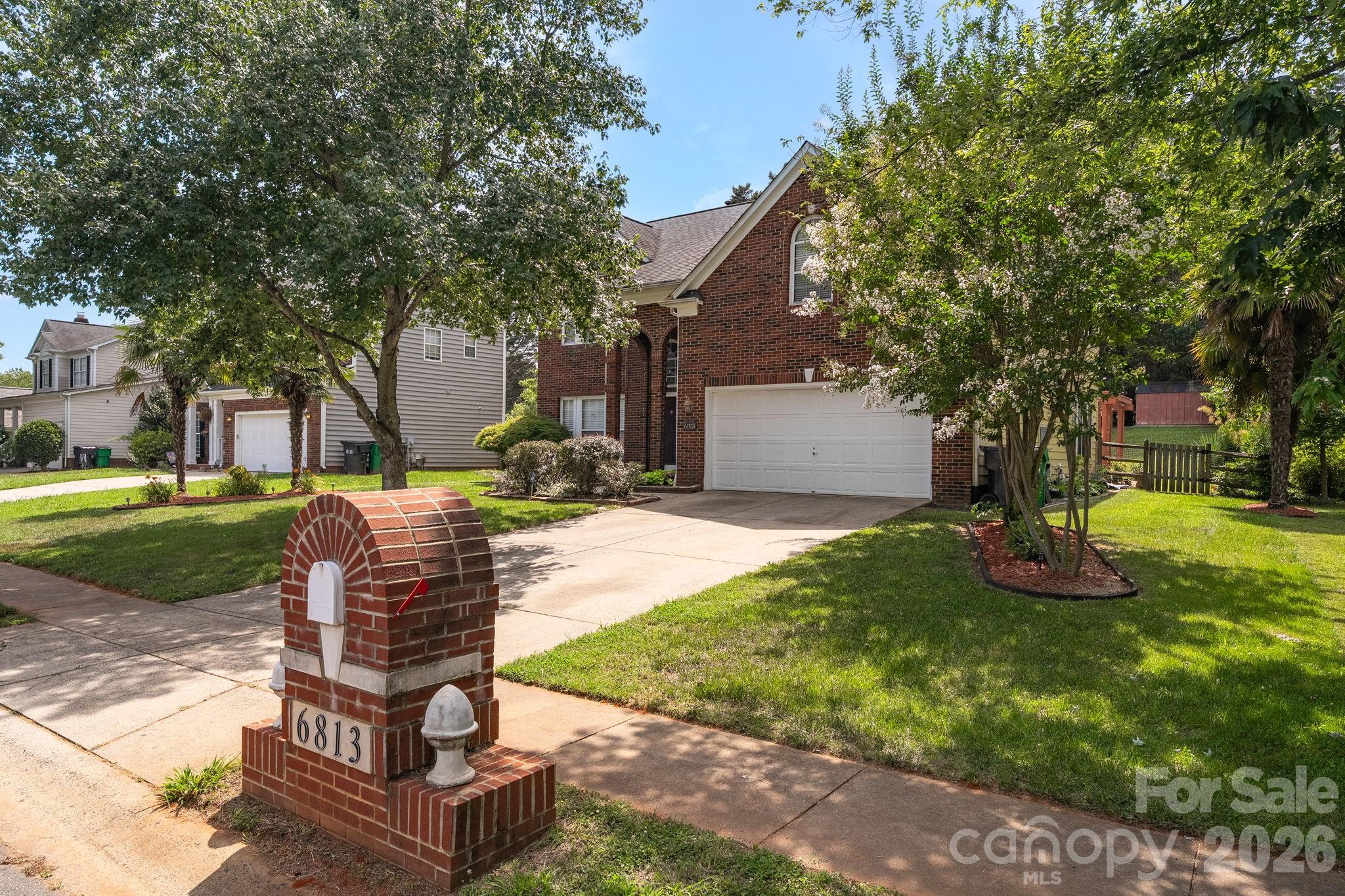 6813 Neuhoff Lane