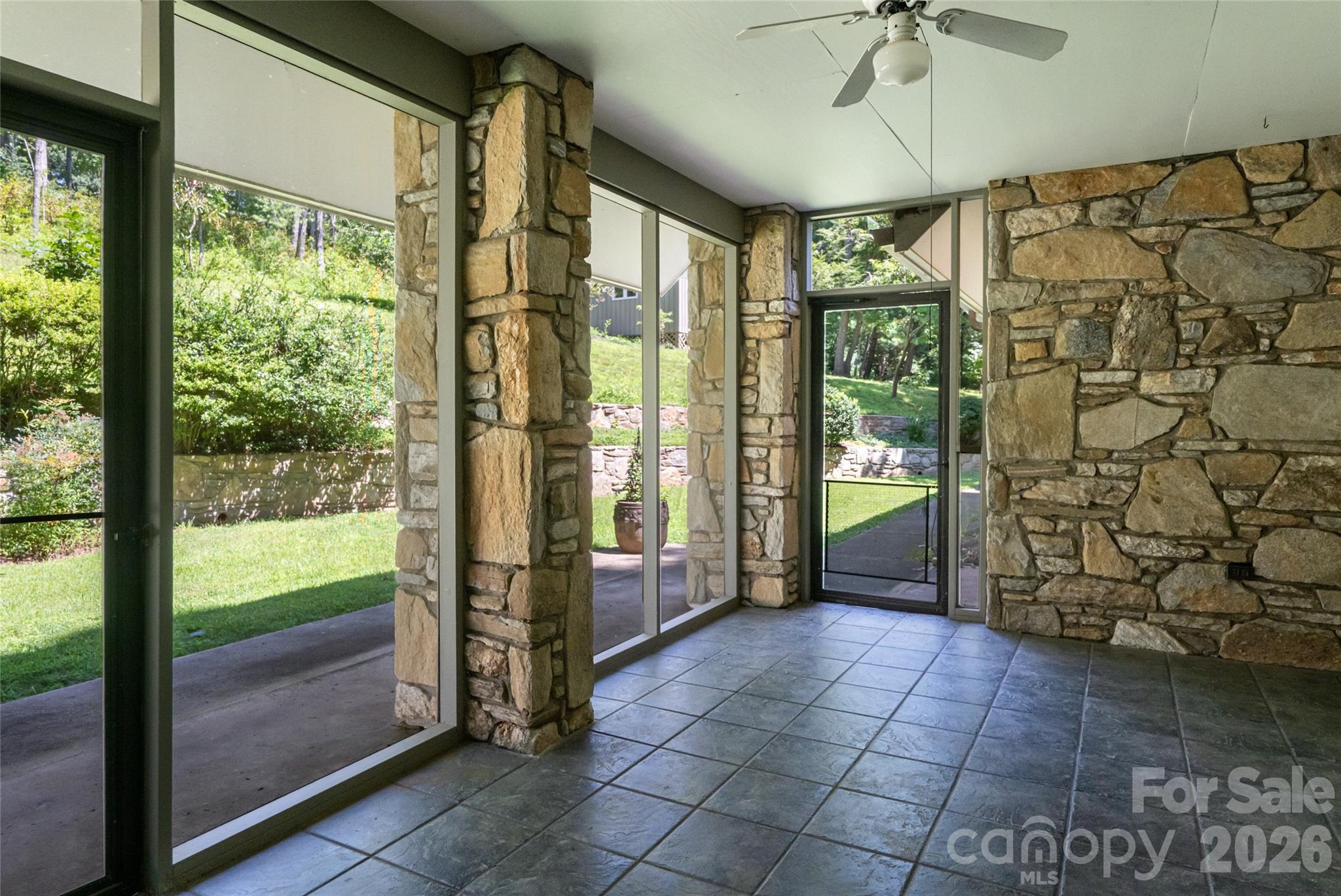 25 E Forest Road