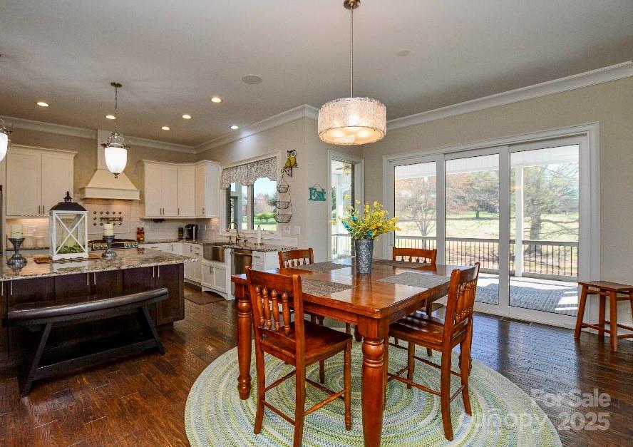 Woodland Hills - Residential