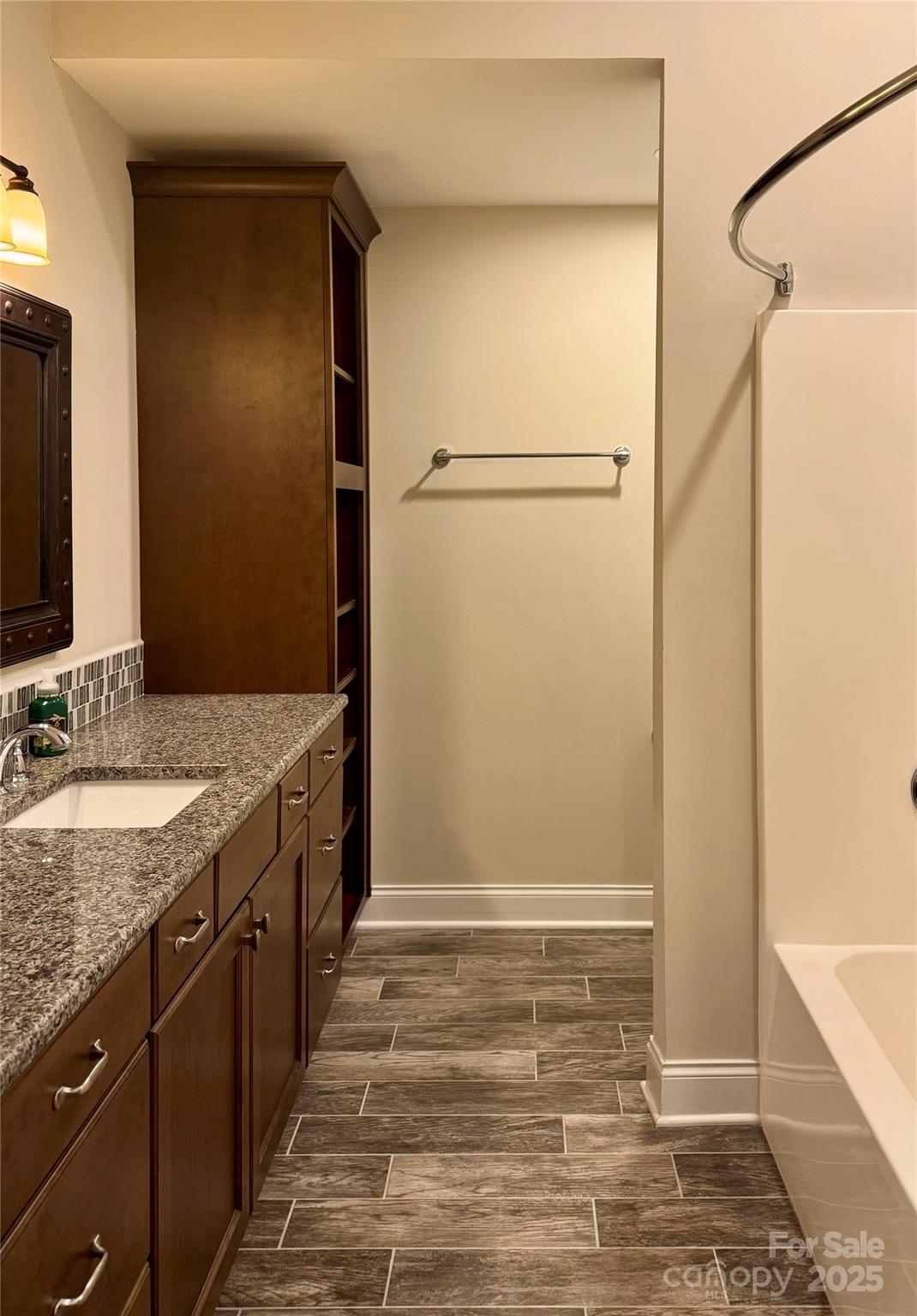 Woodland Hills - Residential