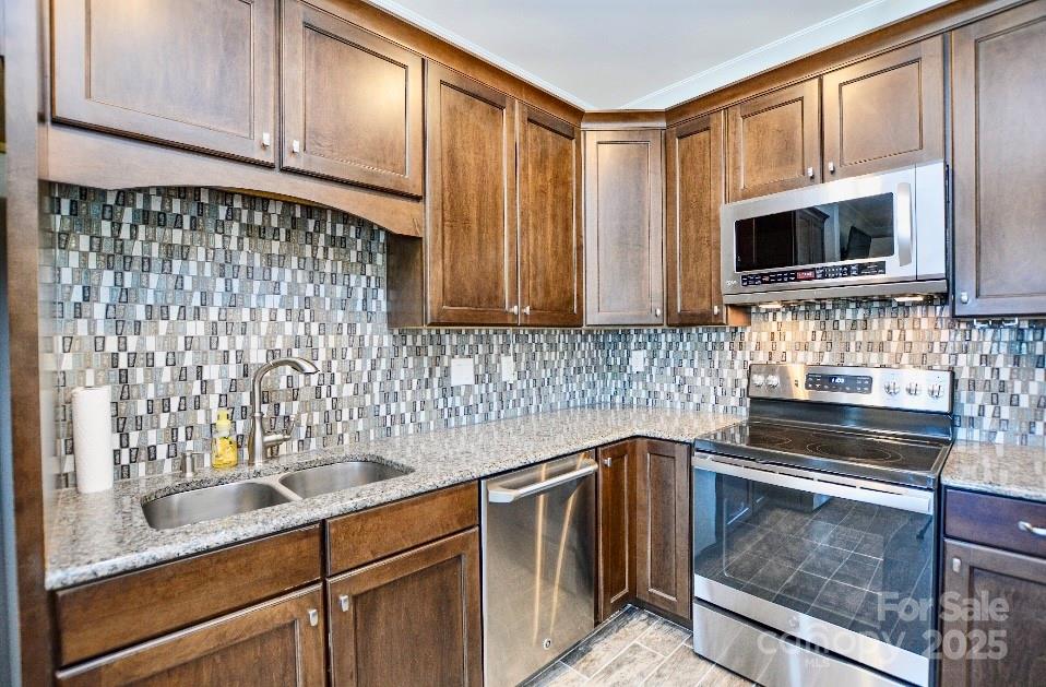 Woodland Hills - Residential