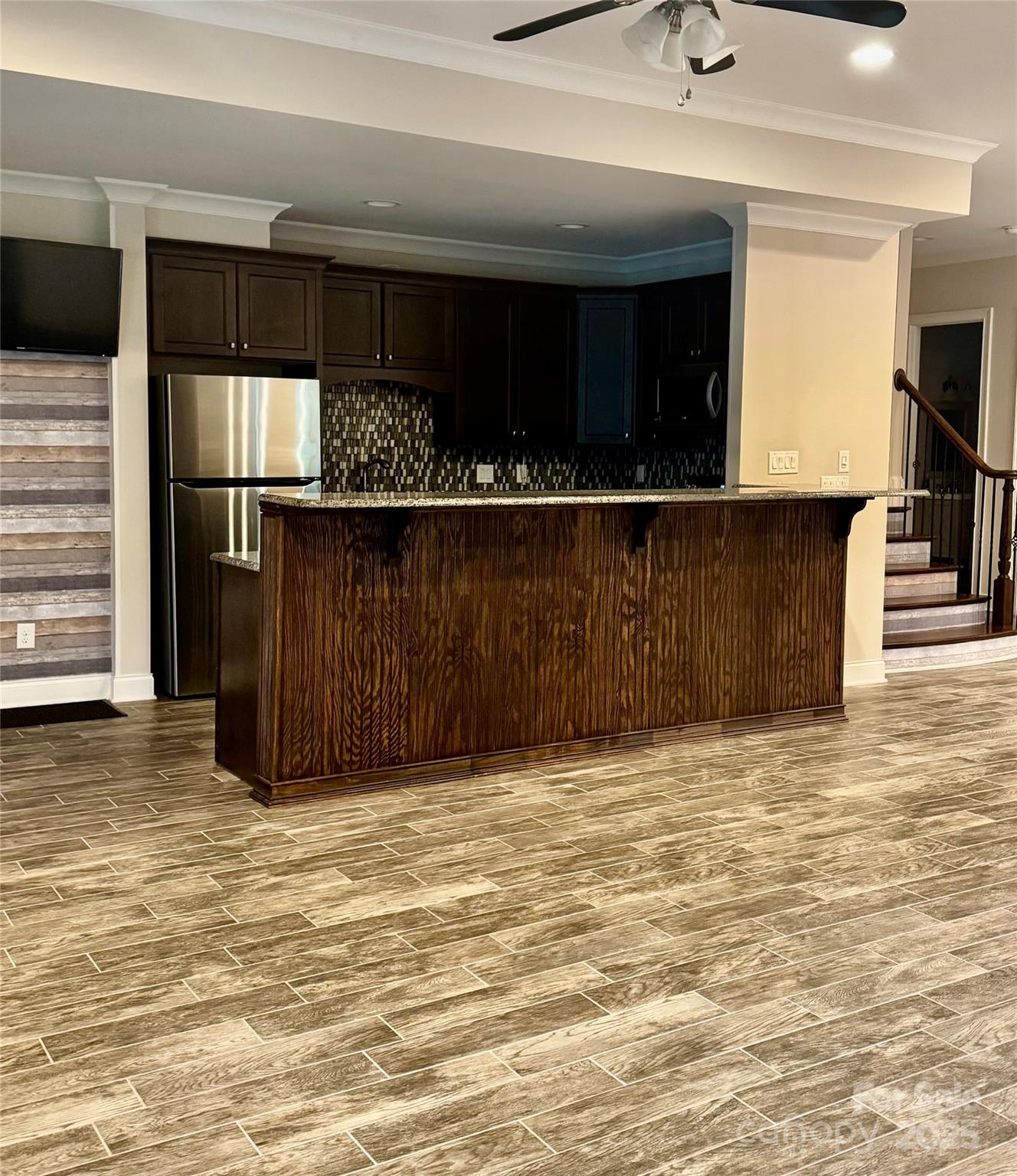 Woodland Hills - Residential