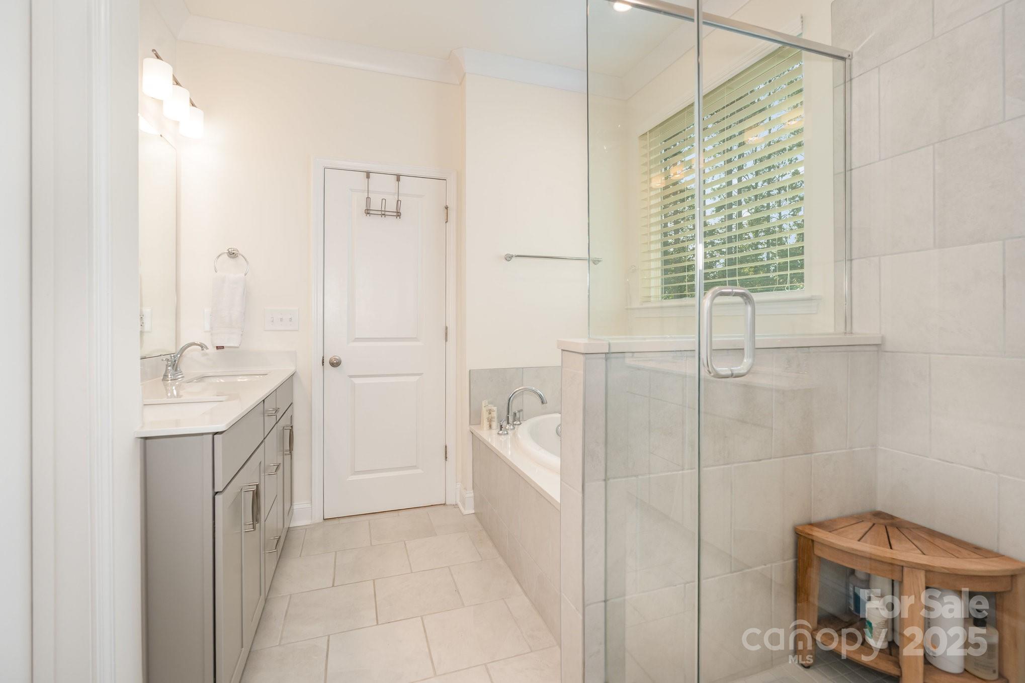 Summerhouse at Paddlers Cove - Residential