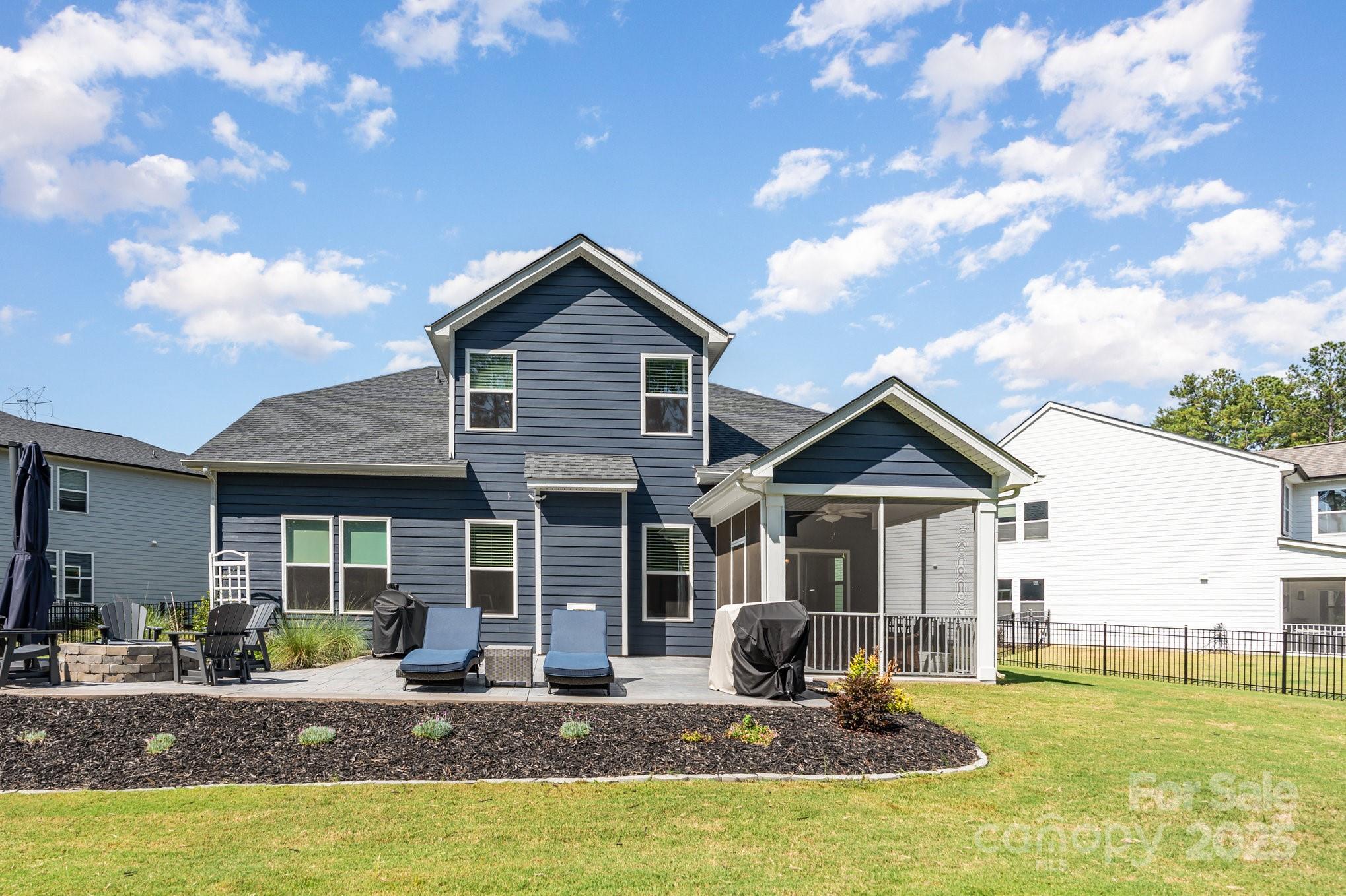 Summerhouse at Paddlers Cove - Residential