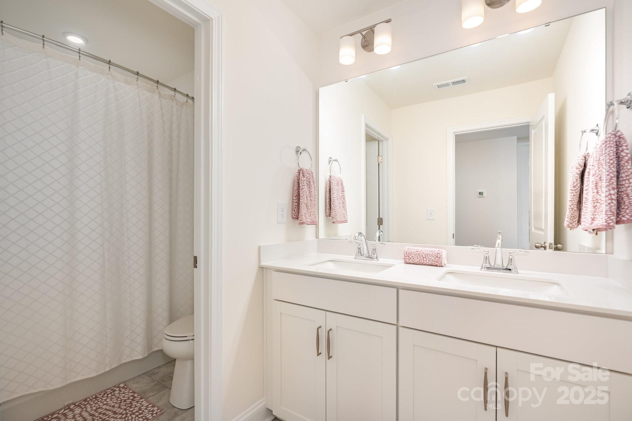 Summerhouse at Paddlers Cove - Residential