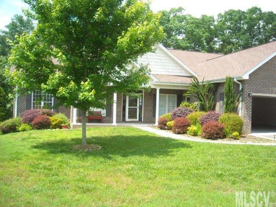 Room to Roam, bonus office or 4th bedroom on main level. Second level bonus room. Breakfast area with access to covered screen porch & sun deck. Kitchen has granite countertops, ss profile appliances. Blends of tile, wood, & laminate flooring. Oversized double garage. Full semi-finished (unheated) basement with 3rd utility garage & workshop.