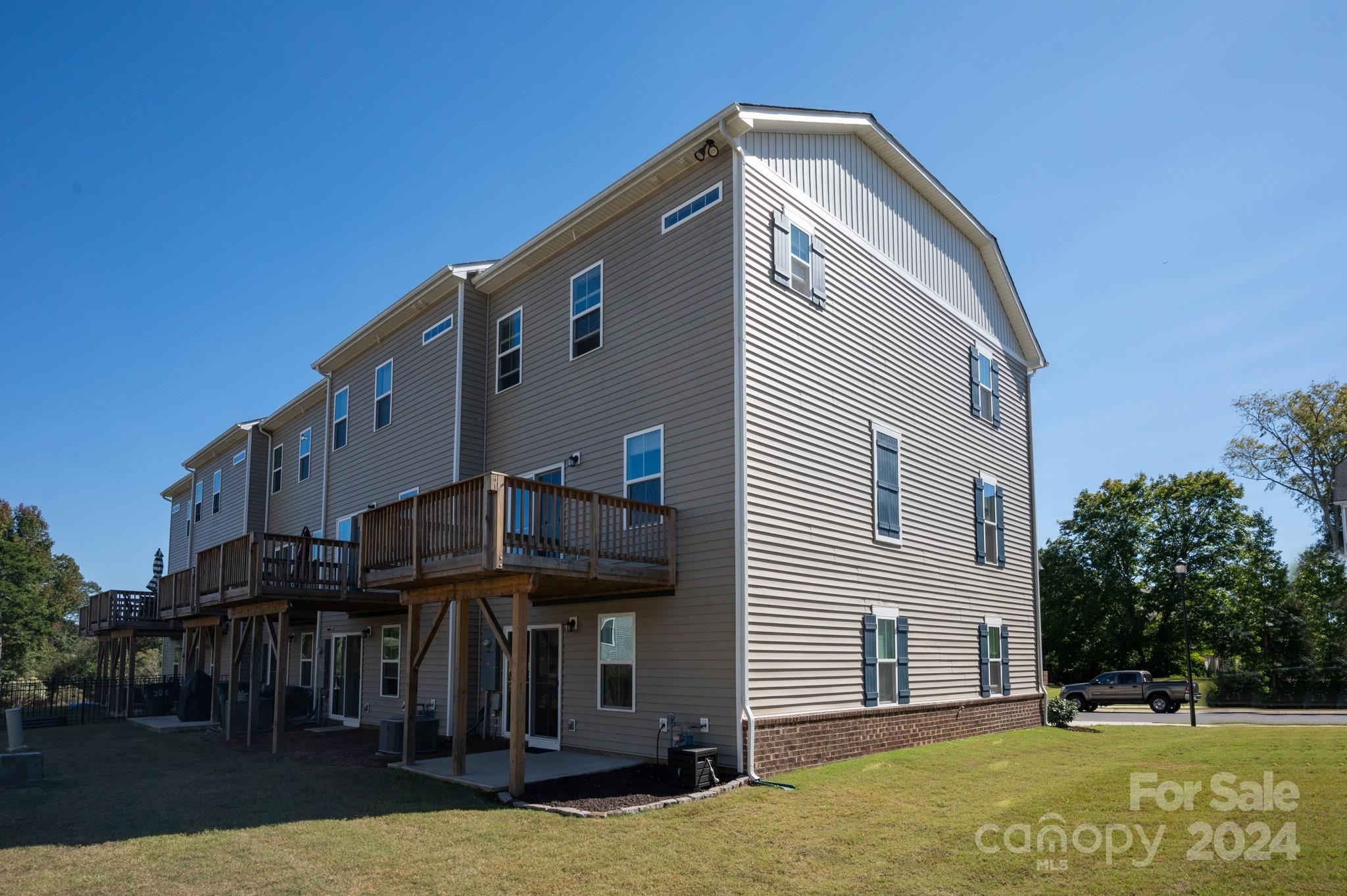 Grantham Place - Residential