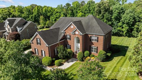 Single Family Residence in Matthews NC 414 Castlestone Lane.jpg