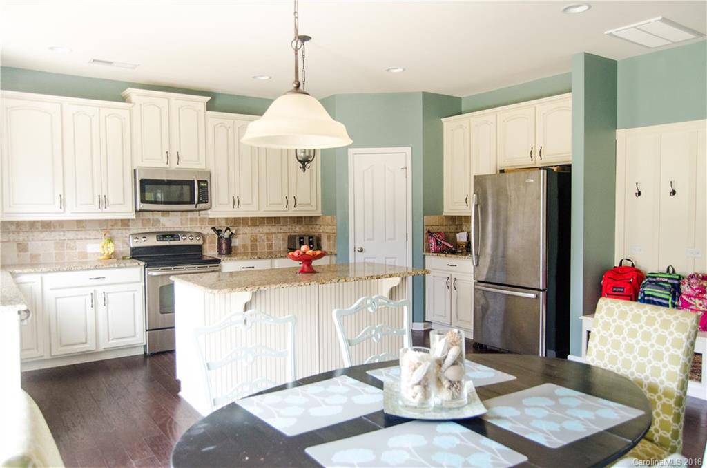 Wellington Chase - Residential