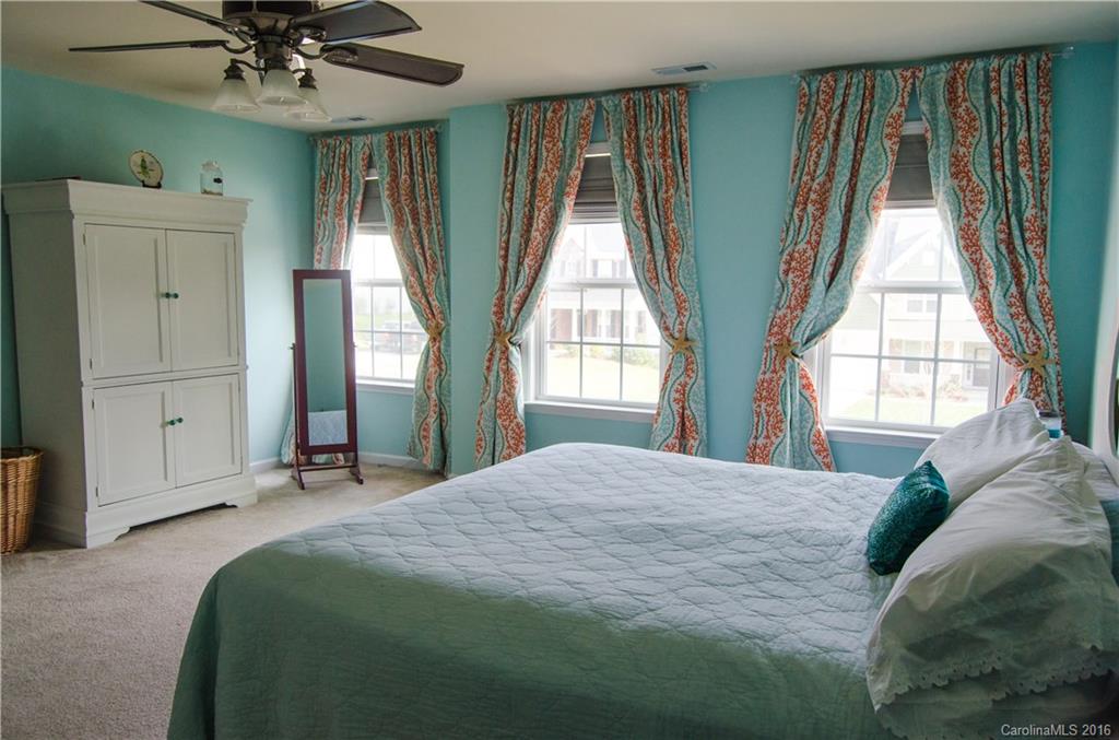 Wellington Chase - Residential