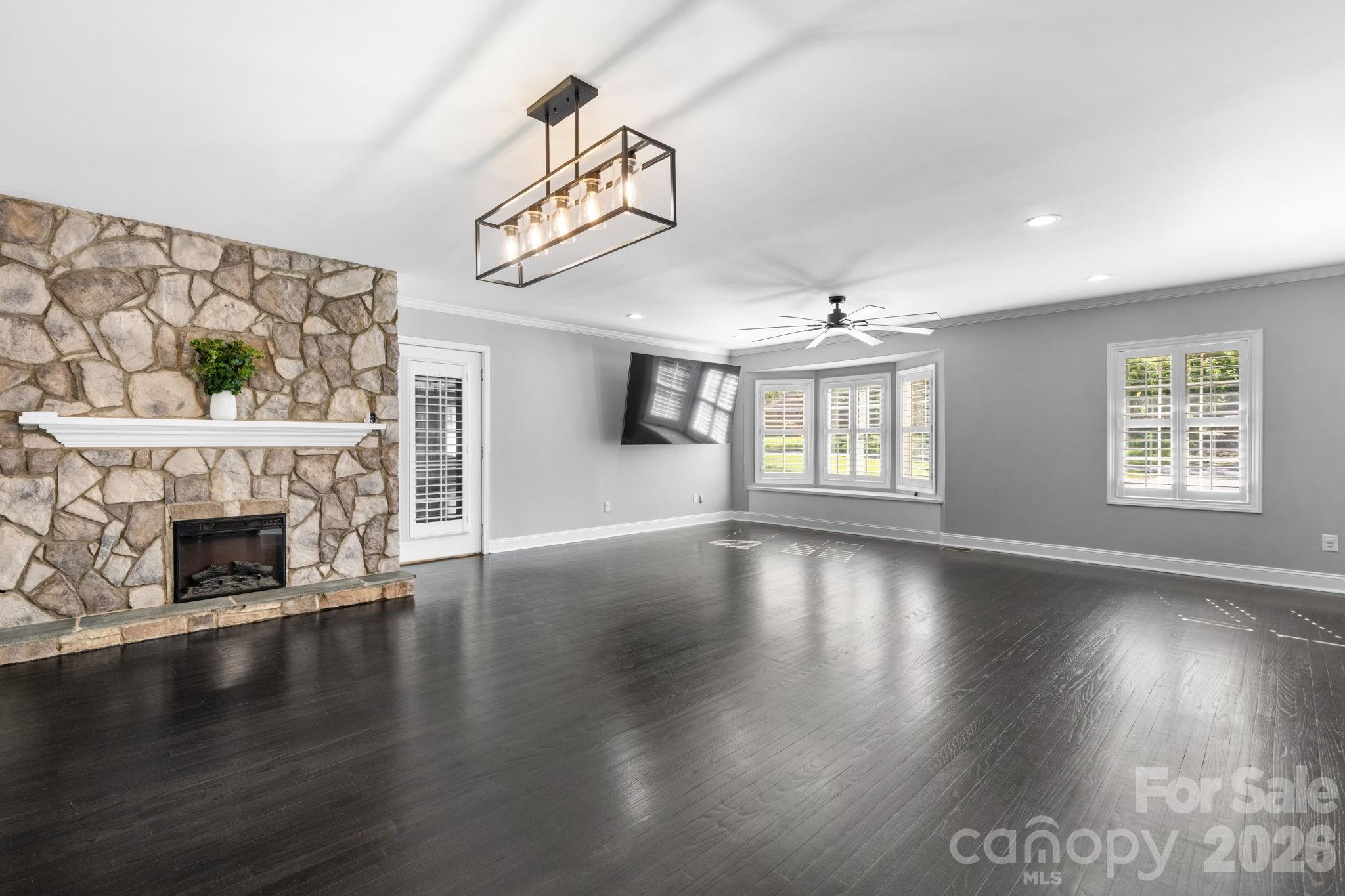 14214 Honeysuckle Ridge Drive